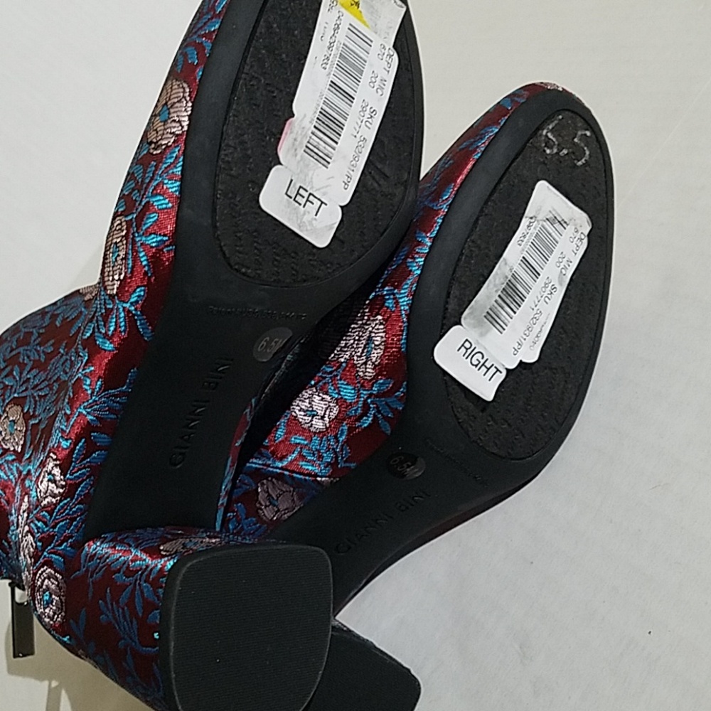 Gianni Bini floral boot heels B68-69 - Picture 5 of 6